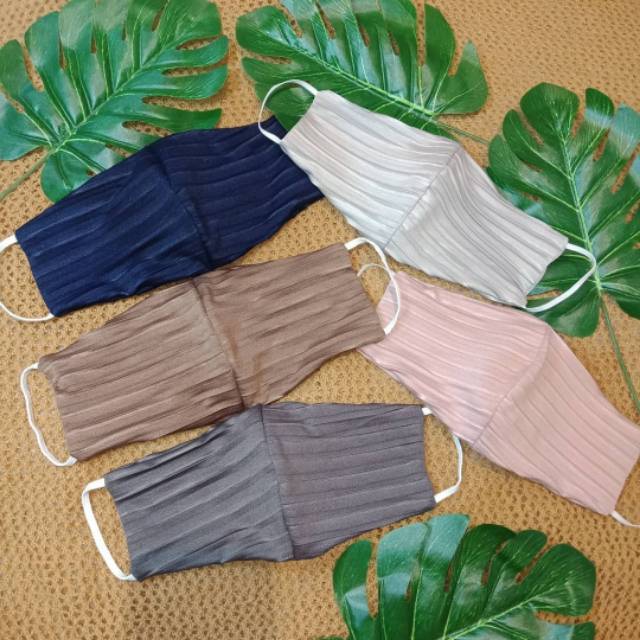 Masker kain plisket  import pleated pleats ada lubang isi 