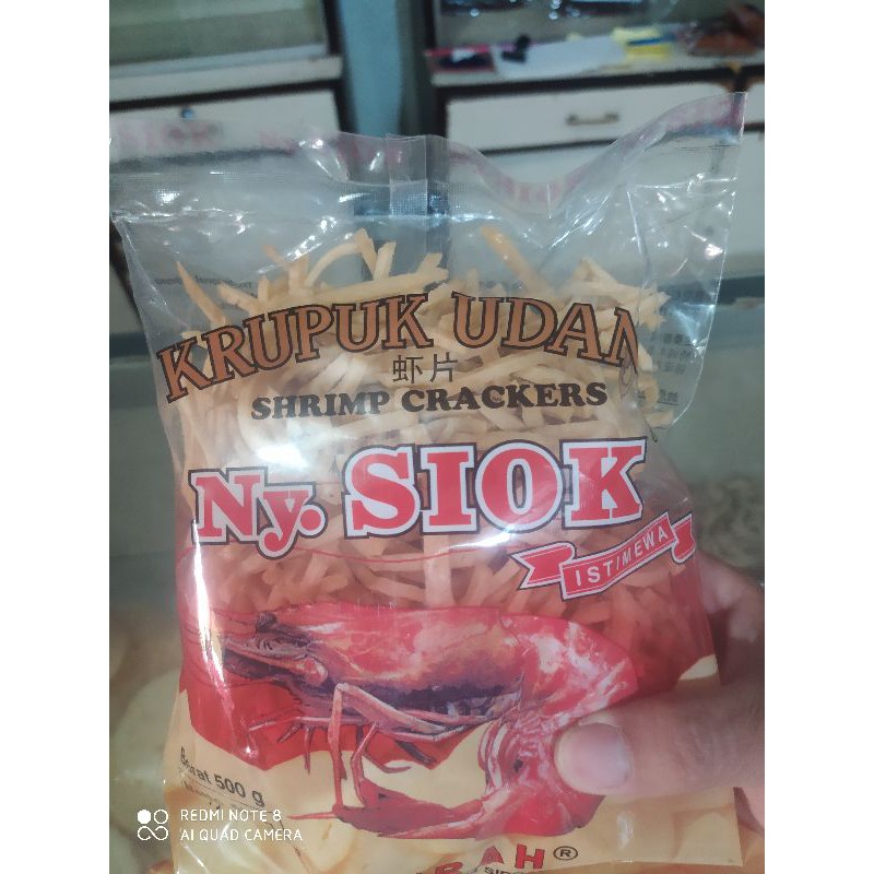 

Krupuk udang mentah model stik Ny Siok. Oleh oleh khas semarang