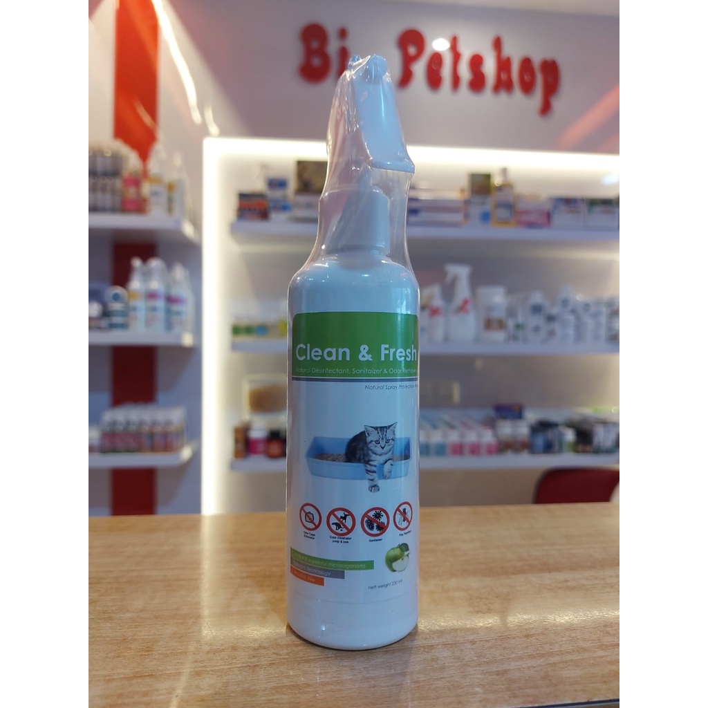 Fresh and Clean SPRAY 230 ml semprotan desinfektan kandang dan penghilang bau hewan