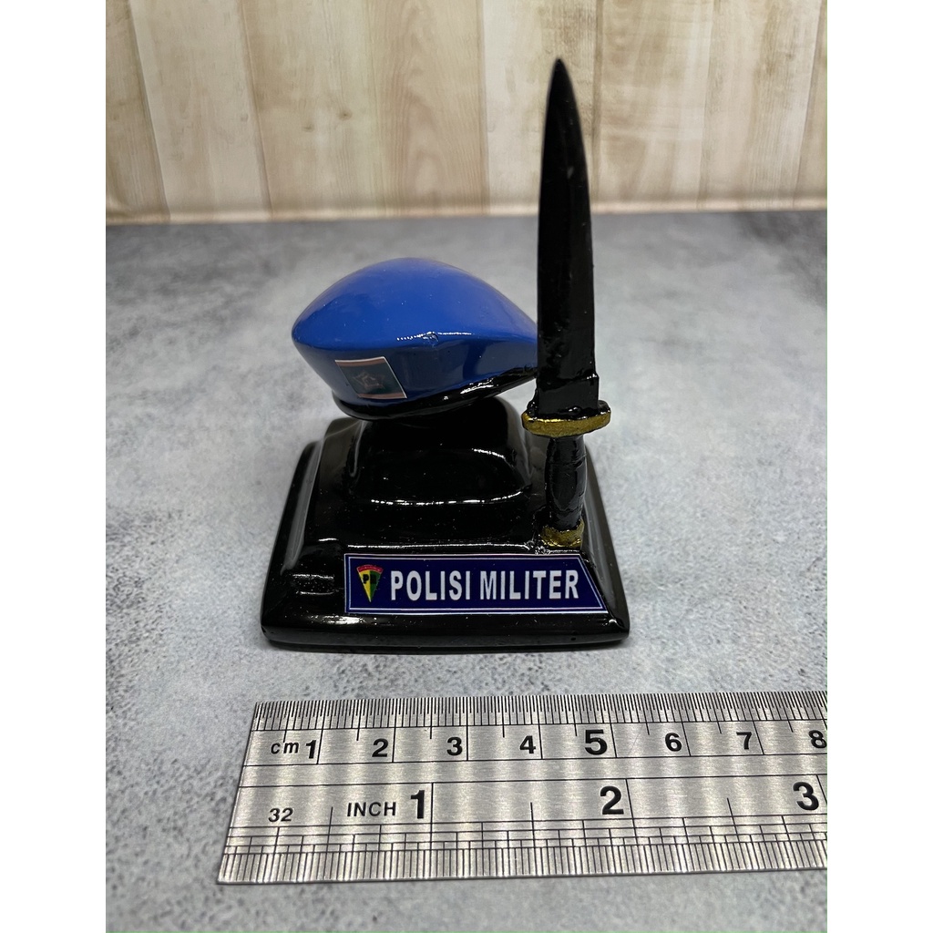 Miniatur Baret PM - Patung Police Militer - Miniatur Pajangan Baret PM