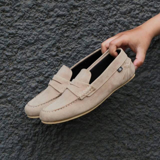 Sepatu Kasual Casual Slip On Pria Bahan Suede Santai Murah Cowok Terbaik