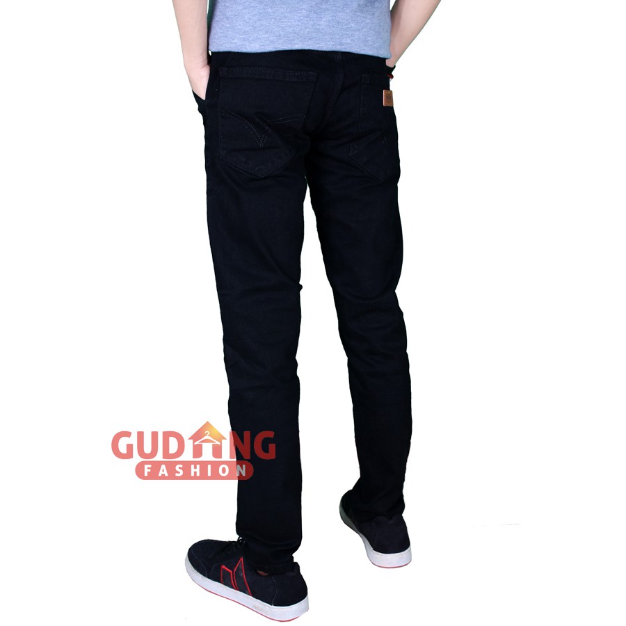 Celana Jeans Pria Terbaru - Banyak Pilihan Warna CLN (COMB)