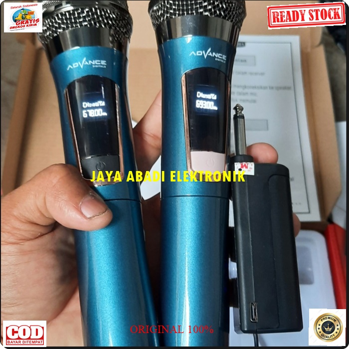 G496 ORIGINAL ADVAN MIC WIRELESS CAS UHF DIGITAL LCD DUAL SEPASANG MIK CASAN WIRELES MIKROPON MIKROPHONE SOUNDBEST DISPLAY MICROPHONE ADVANCE KARAOKE VOKAL VOCAL ARTIS PROFESIONAL PRO SOUND BEST SISTEM AUDIO PANGGUNG LEGENDARY DYNAMIC PENGERAS SUARA HIFI