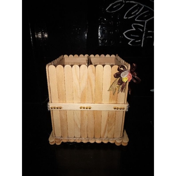 

KOTAK PENSIL DARI BAHAN KAYU STIK ES KRIM BISA COD