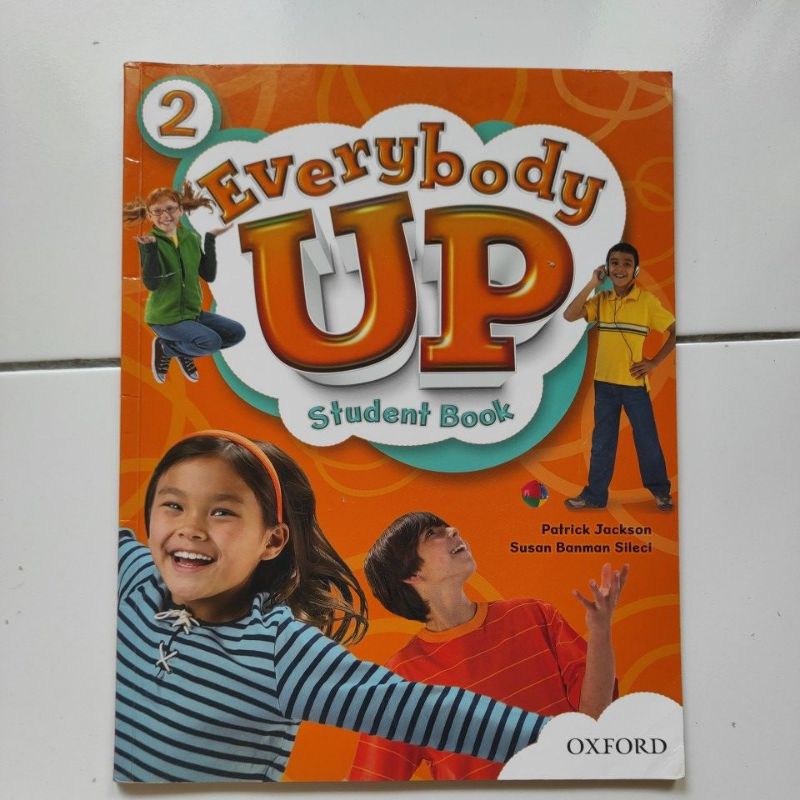 Everybody Up Student Book 2