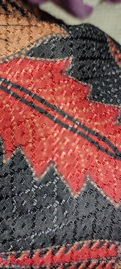 Kemeja Batik Pria Lengan Panjang Premium Motif Tali Asih Merah Hitam 726264 Cap 72