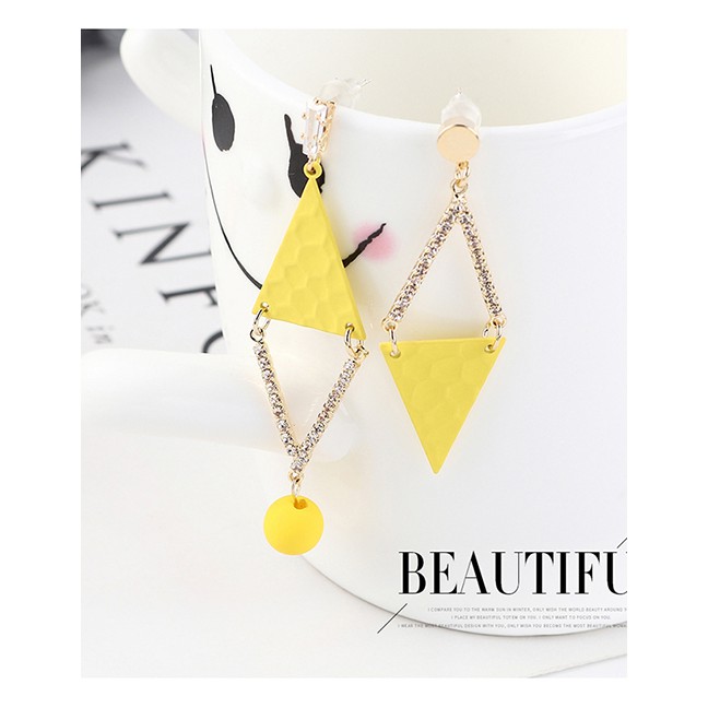 LRC Anting Tusuk Fashion Plated Gold Triangle S925 Silver Pin Stud Earrings Y62317