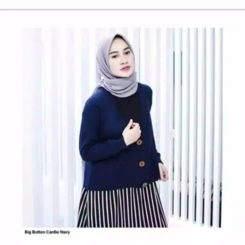 CROP CARDI WILLY KNITWEAR BAJU ATASAN WANITA TANGAN PANJANG MOTIP KANCING BATOK