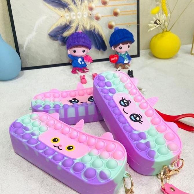 

PR358 KOTAK PENSIL POP IT FASHION DEPAN BELAKANG BISA IT FVD643621