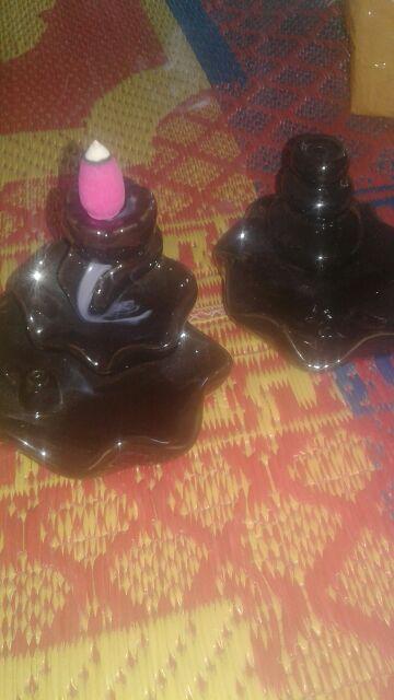 Tempat Bakar Dupa Asap Hiolo Air Terjun