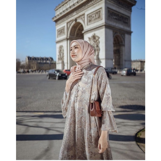 Sara Dress Heaven Light