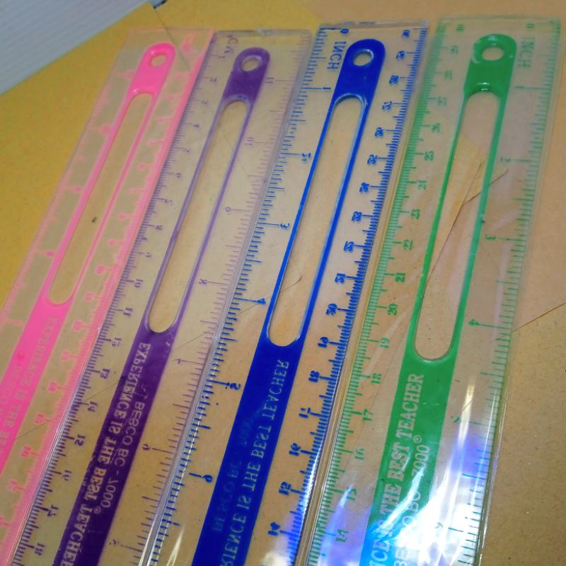 

Penggaris Mika Plastik 30cm