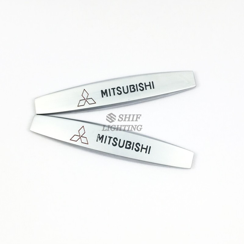 2pcs Stiker Emblem / Label Nama Bahan Metal Untuk Mobil MITSUBISHI