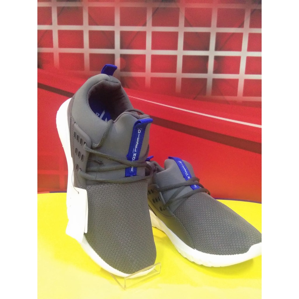 M4 Sepatu | Diesel House| Sepatu Pria