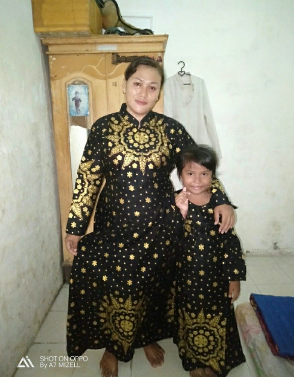 Couple Batik Terbaru Zaen Couple Keluarga Bisa Pisah New New New Motif Daun Bulat Hitam