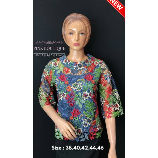 *PINK BOUTIQUE*
New Brokat Premium