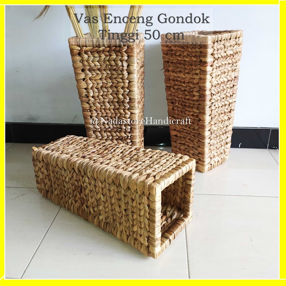 Vas Bunga Anyaman Enceng gondok T 50 CM / Vas &amp; Bejana / Tempat Bunga pampas rayung / Tempat Payung