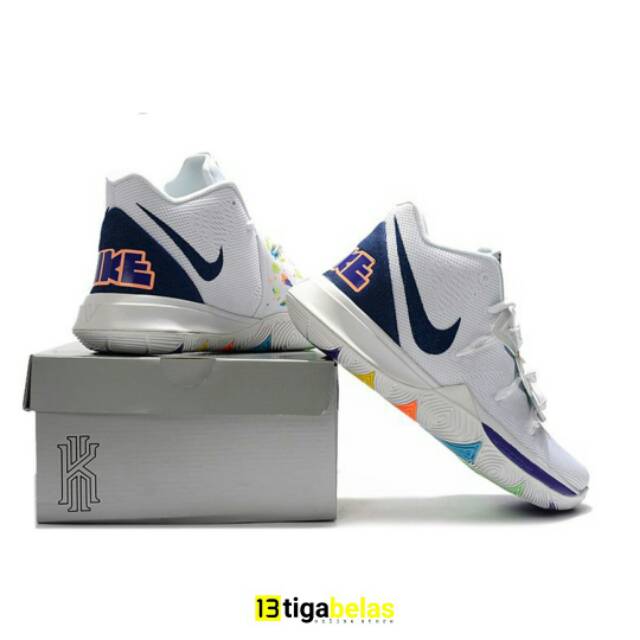 SEPATU NIKE KYRIE 5 have a nike day