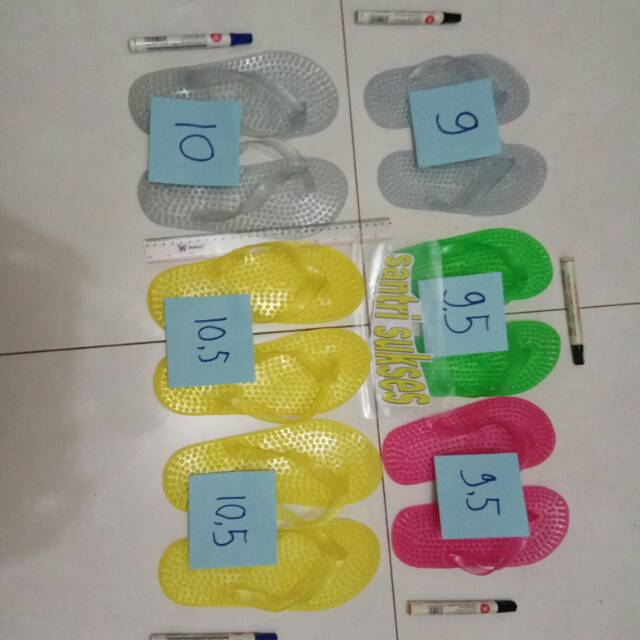 Sandal kesehatan plastik karet warna warni duri kecil