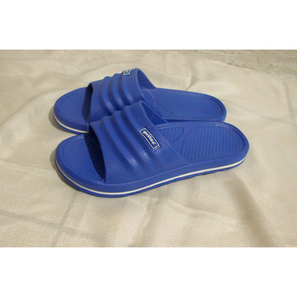 Sandal Slop Karet Pria Yitai Size 39-44-Biru