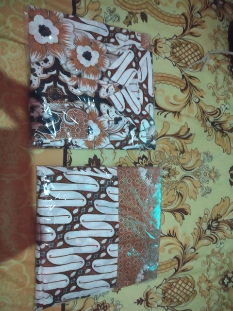 Maura Couple - Sania Ruffle Batik Couple Ori Ndoro Jowi Garansi Termurah Shopee - Batik Modern Solo