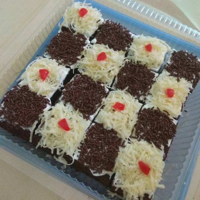 

Brownies Coklat / Cake Potong Coklat