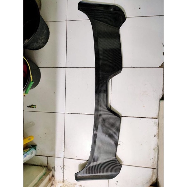 spoiler Toyota raize rocky