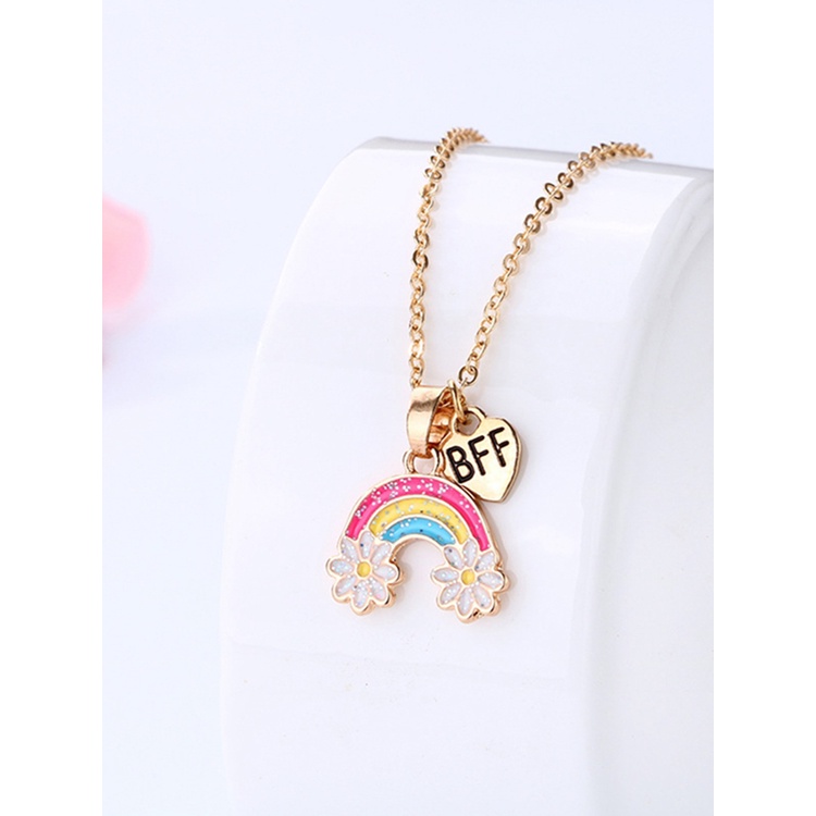 2pcs / Set Kalung Rantai Dengan Liontin Bunga Warna Pelangi Untuk Wanita