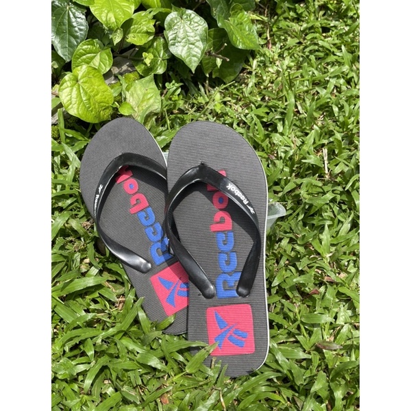 Sandal Jepit Karet Reebok