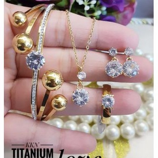 Titanium set perhiasan wanita n00