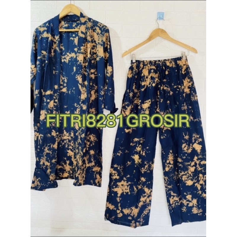 SETELAN BLEZER DAN CELANA MOTIF BALI(RAYON PREMIUM)