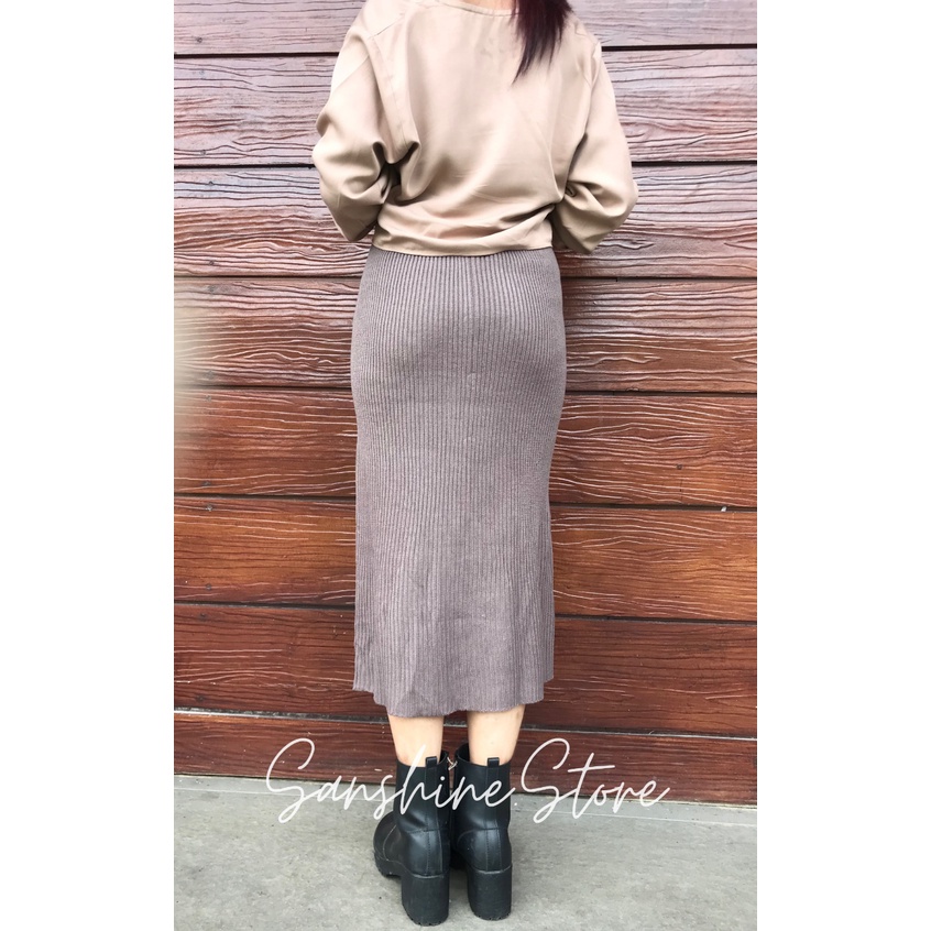 ROK SPAN RAJUT MIDI KANCING BELAH PINGGIR / MIDI BUTTON SKIRT/ ROK SPAN RAJUT 7/8 SETENGAH BETIS BELAH PINGGIR