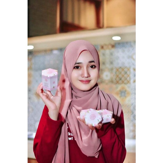 Face soap Diamond Sakura