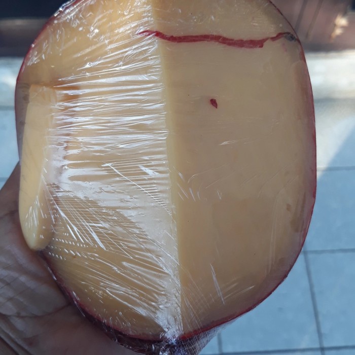 

Keju- Keju Edam/Keju Bola Ayam Emas 500 G -Keju.