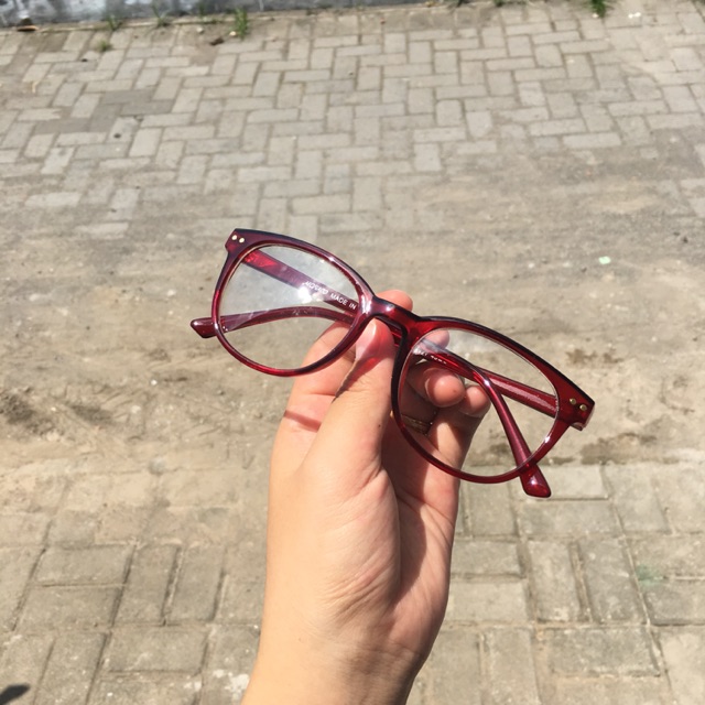 Kacamata optik