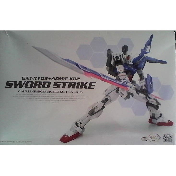 GUNDAM DRAGON MOMOKO MG 1/100 SWORD STRIKE
