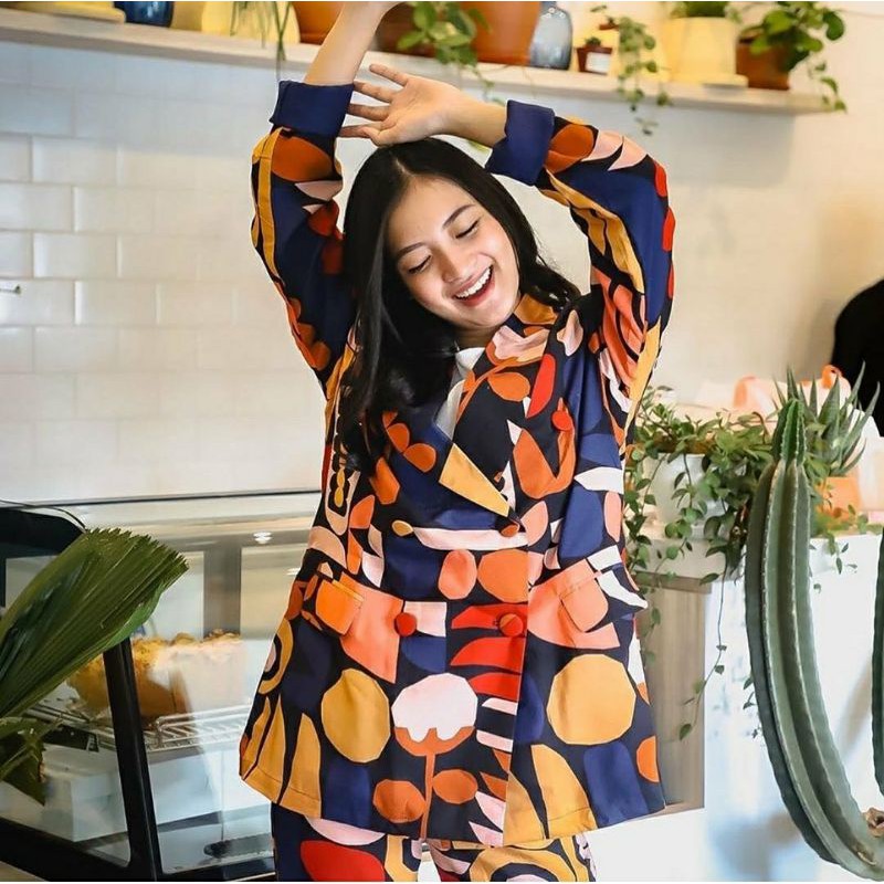 PL Blazer Calla the Label all size