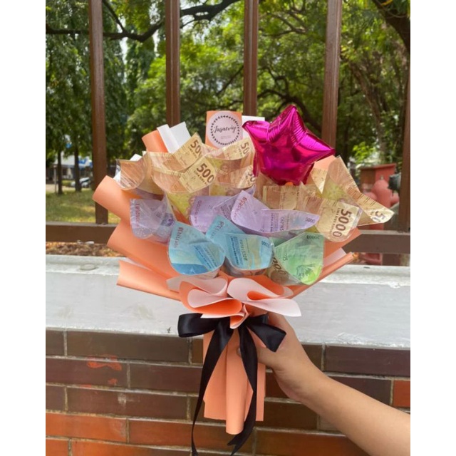 

MONEY BOUQET / KADO ULANG TAHUN / KADO ANNIVERSARRY / BUKET WISUDA