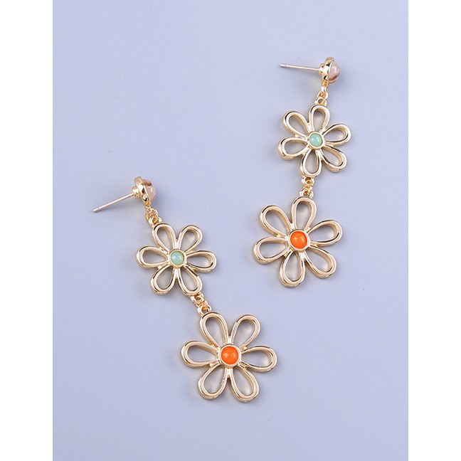 LRC Anting Tusuk Fashion Flower Earrings Electroplated Flowers Hollowed Out Silver Stud Earrings