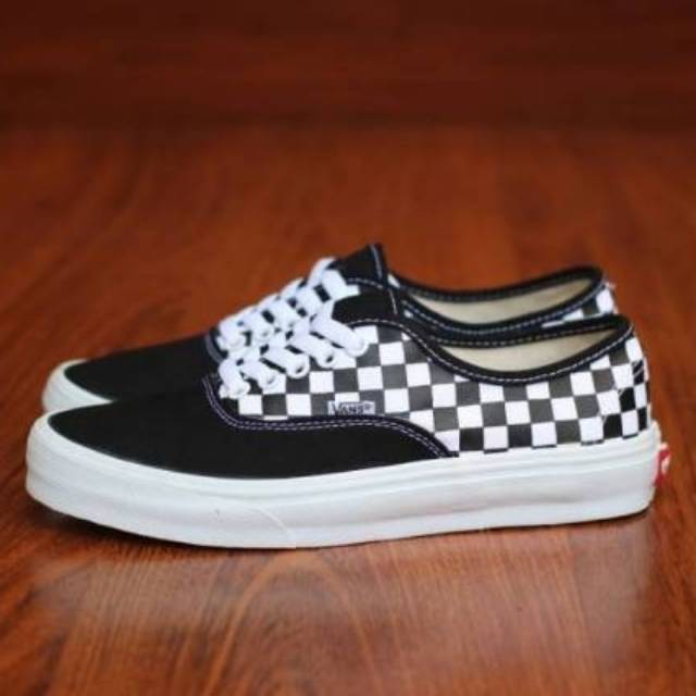 Vans Authentic Checkerboard Black