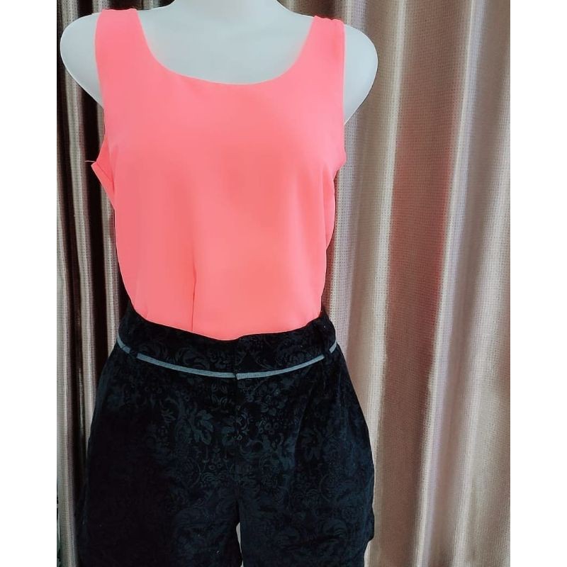 

croptop oren stabilo size L_M