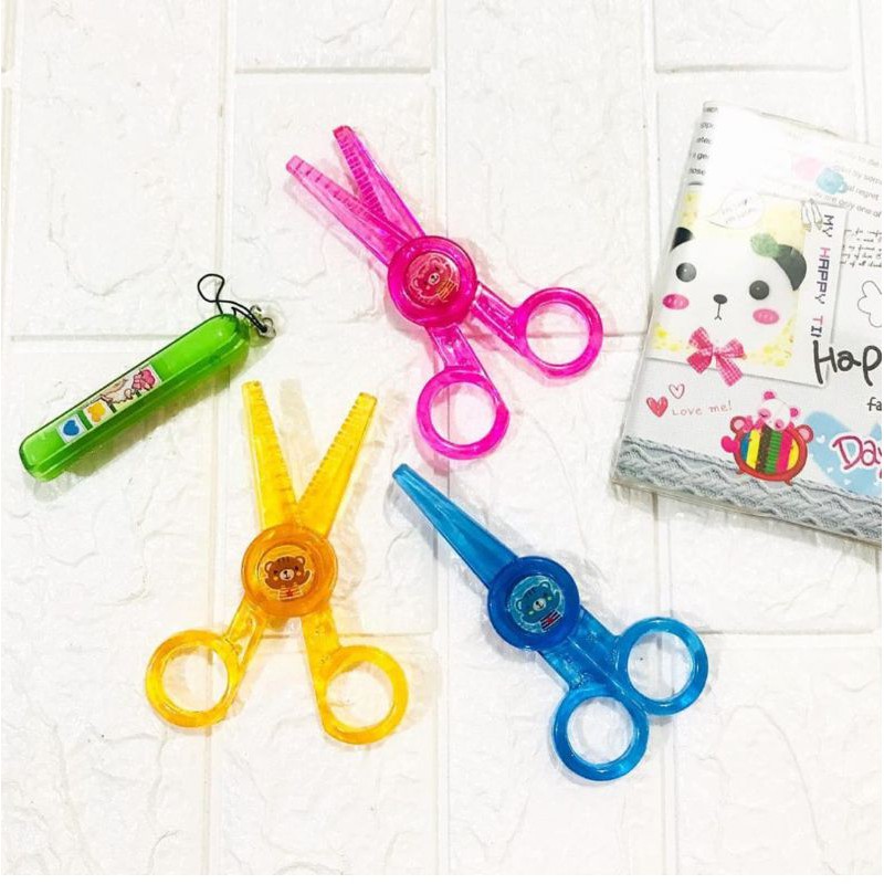 

Gunting GERIGI RILAKUMA