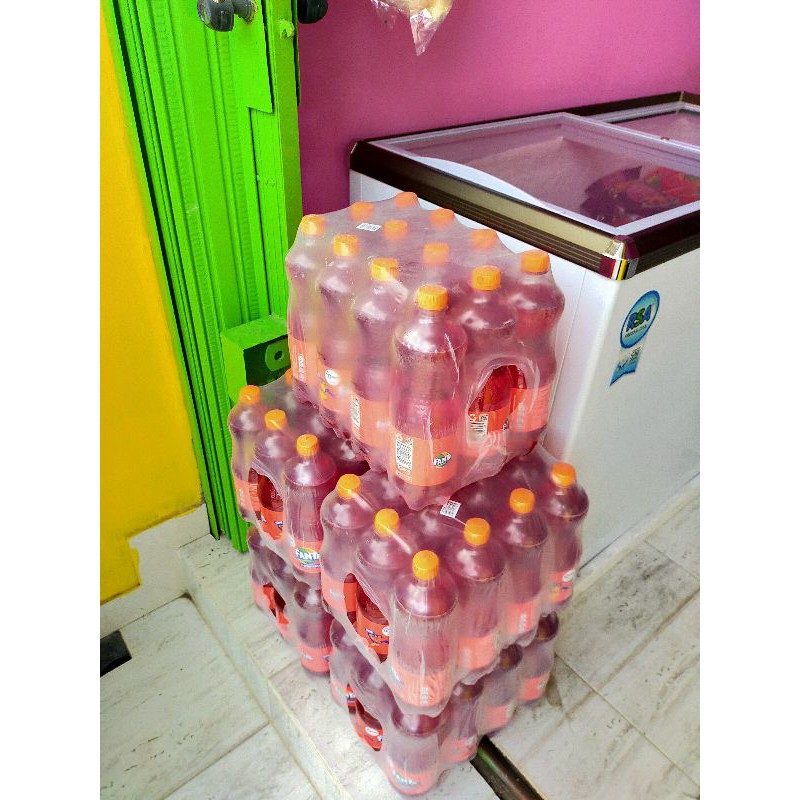 Fanta 1 Liter 1 krat 12 botol
