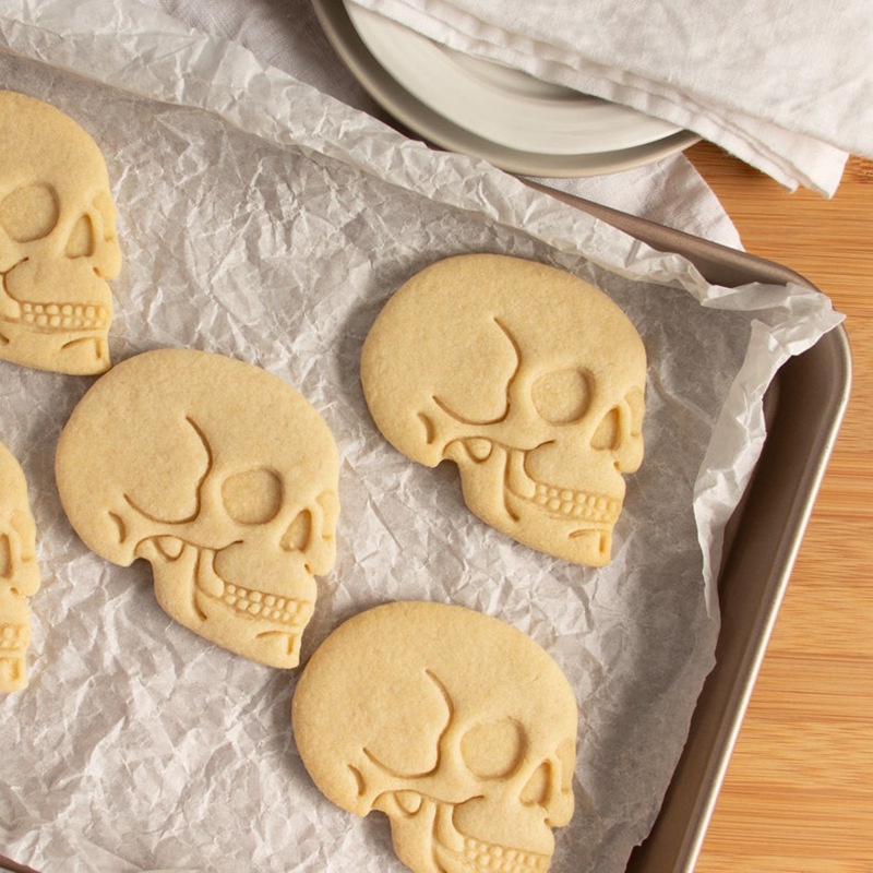 Cetakan Adonan Kue Cookie Desain Kepala Tengkorak Halloween Model Emboss DIY