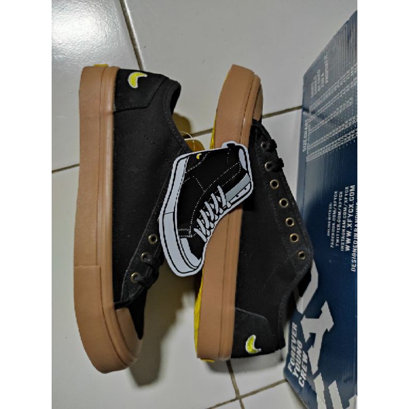 

FYC LUI BLACK GUM