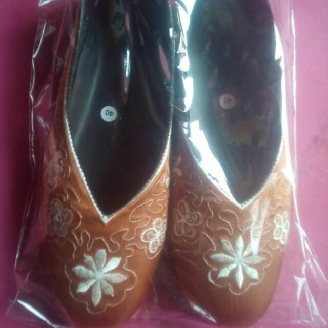 Sepatu Bordir Bali