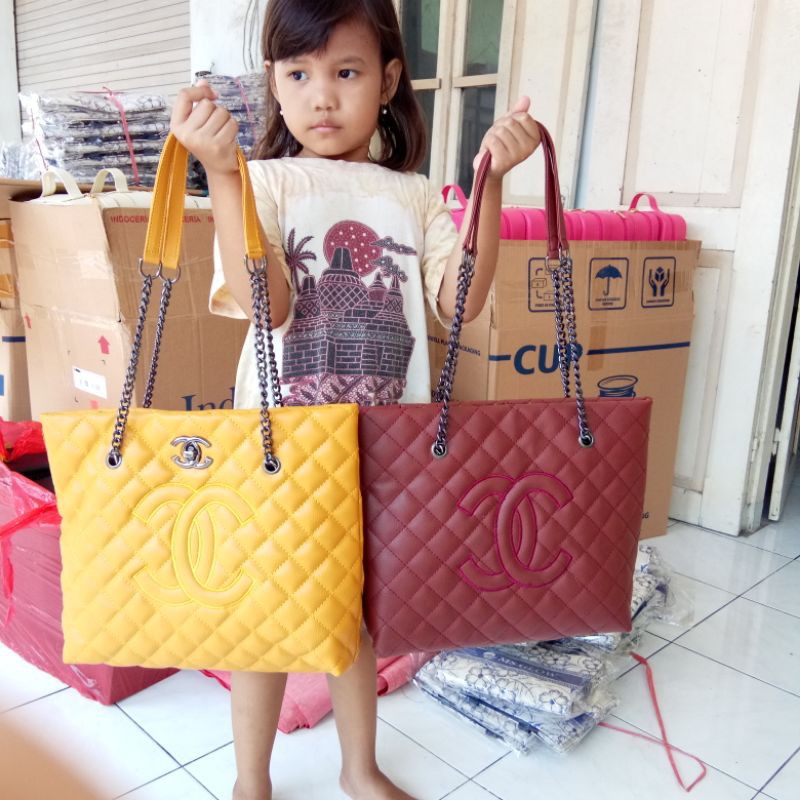 (CUCI GUDANG) Shopper Chennel Emboss