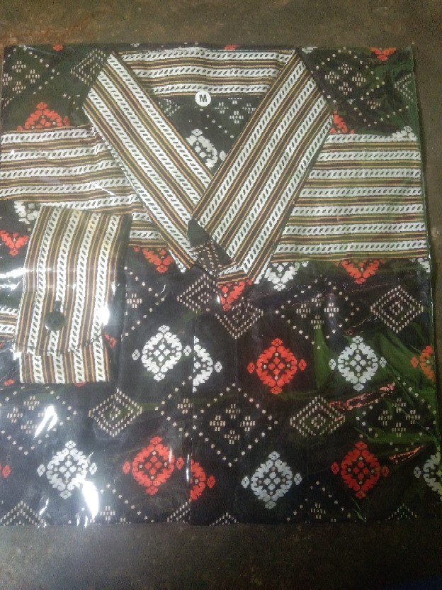 Kemeja Pria Lengan Panjang Motif Kembang Langit