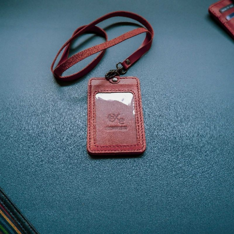 

Nametag kulit asli produk exeleather