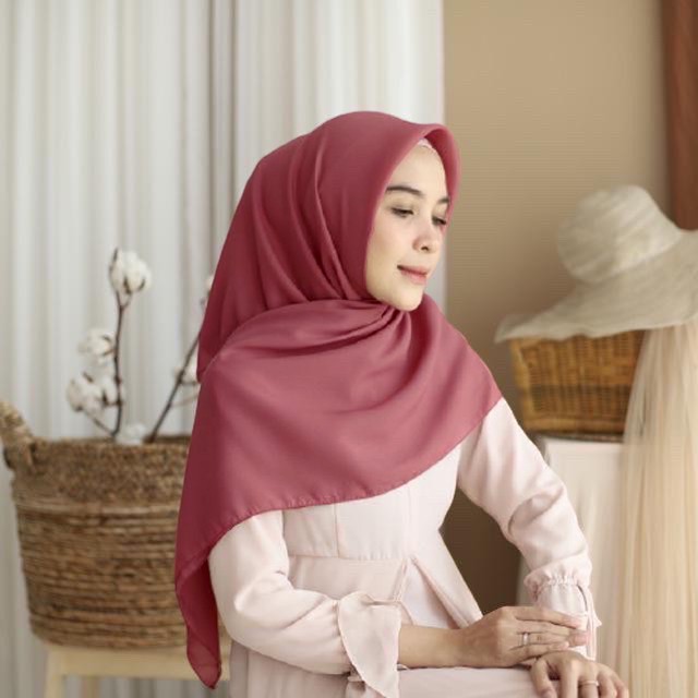 BELLA SQUARE Hijab Segiempat Warna Part1 Jilbab Pollycotton Premium [COD] [Go-Send]-SALEM